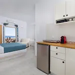 La Seaside Drios
